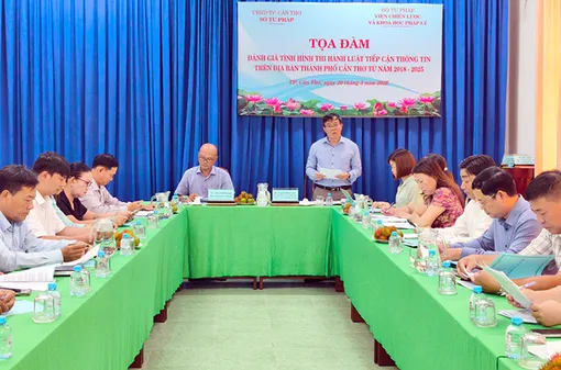 Đảm bảo quyền tiếp cận thông tin cho người dân