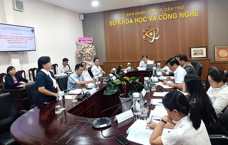 Nghiên cứu nuôi gà bằng chế phẩm sinh học thảo dược