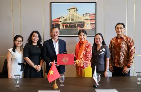 Chủ tịch UBND TP Cần Thơ gặp Tổng Thư ký UCLG ASPAC