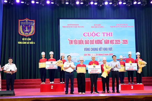 Sôi nổi cuộc thi "Em yêu biển, đảo quê hương"