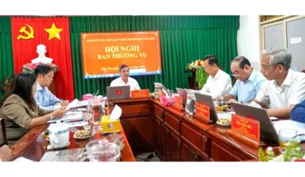 Xác định rõ lộ trình, nhiệm vụ cụ thể để thực hiện có hiệu quả các Nghị quyết của Bộ Chính trị