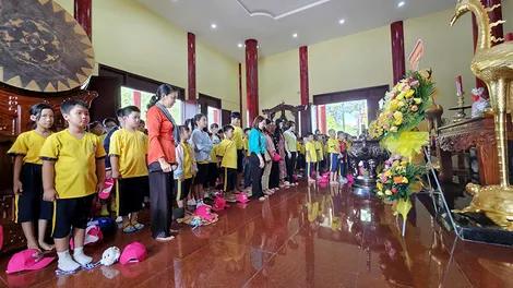 Đa dạng hoạt động hè cho học sinh