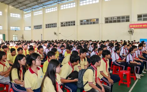 Lễ phát động toàn dân tập luyện môn Bơi phòng, chống đuối nước