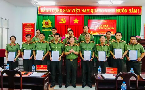 Cụm thi đua An ninh nhân dân ký giao ước thi đua năm 2026