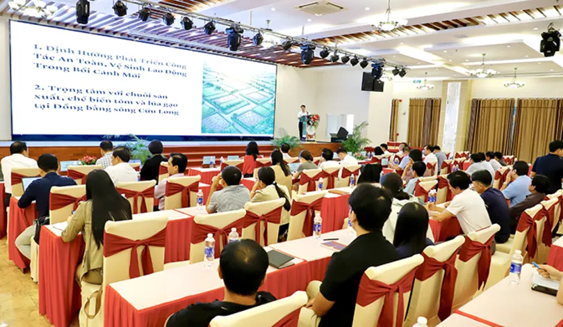 An toàn lao động - nền tảng phát triển bền vững chuỗi tôm, lúa