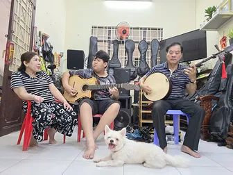 Vun bồi hạnh phúc từ đam mê đờn ca tài tử