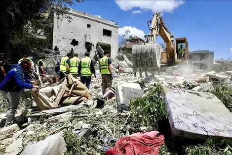 Israel mở rộng chiến dịch sâu trong lãnh thổ Lebanon, vượt “Ranh giới Vàng”