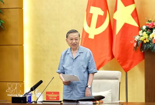 Top leader calls for stronger reforms in legislative work