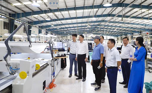 Xây dựng giai cấp công nhân hiện đại, lớn mạnh trong thời kỳ mới