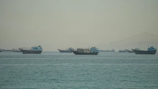 Mỹ siết trừng phạt Iran, Tehran tấn công trả đũa