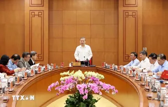 Từ tư tưởng Hồ Chí Minh về chống tham nhũng, lãng phí đến sự vận dụng của Đảng