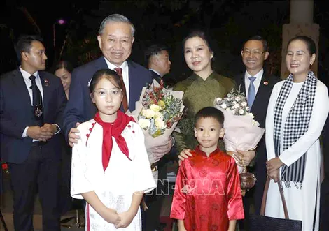 Tổng Bí thư, Chủ tịch nước Tô Lâm và Phu nhân bắt đầu thăm cấp Nhà nước Cộng hòa Singapore