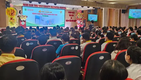 Bệnh viện Đại học Nam Cần Thơ kỷ niệm 4 năm thành lập