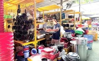 Mua sắm tiết kiệm với hàng nội thất, gia dụng thanh lý