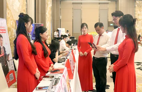 Ứng dụng AI và công nghệ mới, nâng lợi thế cạnh tranh cho doanh nghiệp trong xu thế số