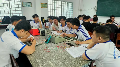Cơ hội rộng mở cho thí sinh chọn ngành khoa học, công nghệ chiến lược