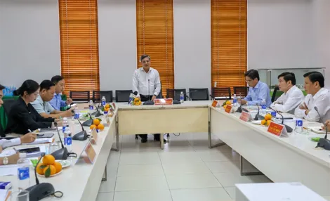 Quan tâm xử lý chất thải rắn, đảm bảo môi trường cho các khu công nghiệp