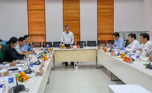 Quan tâm xử lý chất thải rắn, đảm bảo môi trường cho các khu công nghiệp