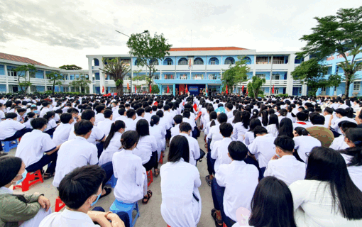 កា​ម៉ាវ ពង្រីក​កង​ជួរ​កម្មា​ភិបាល​ជន​ជាតិ​ភាគ​តិច