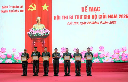 Nâng chất đội ngũ bí thư chi bộ