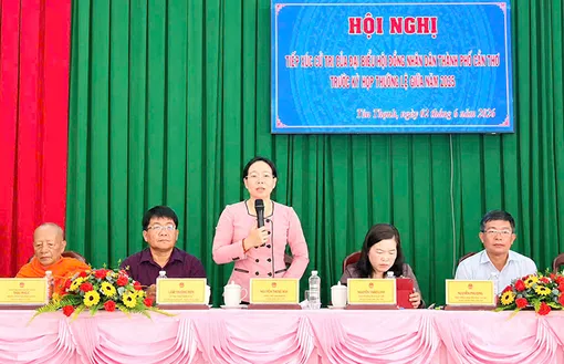 Cử tri xã Tân Thạnh kiến nghị nhiều vấn đề liên quan đến đời sống và sản xuất