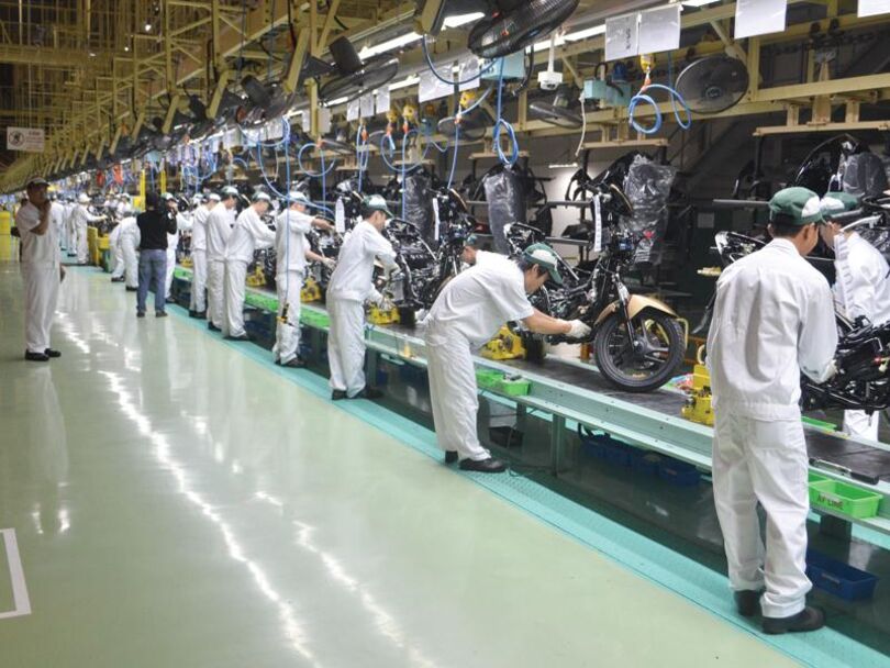 New orders rebound, Vietnam manufacturing PMI reaches three-month high