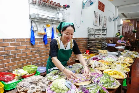 Uyên Trần - Thương hiệu của người trẻ giữ nghề xưa