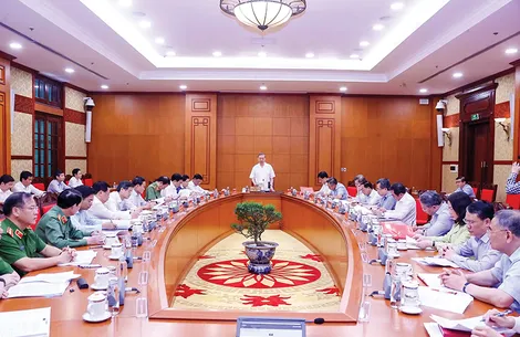 Không để xã hội giàu lên về vật chất nhưng nghèo đi về văn hóa, đạo đức và các giá trị nhân văn