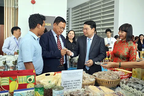 Thúc đẩy kết nối giao thương vùng biên giới Việt Nam  - Campuchia - Lào