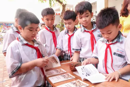 Khắc ghi lời Bác “Dân ta phải biết sử ta…”