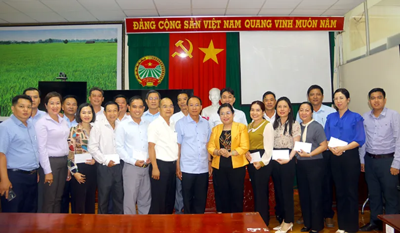 16 đại biểu TP Cần Thơ tham dự Đại hội đại biểu toàn quốc Hội Nông dân Việt Nam lần thứ IX