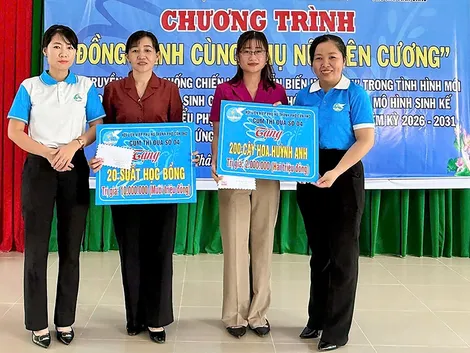 Tổ chức chương trình Đồng hành cùng phụ nữ biên cương