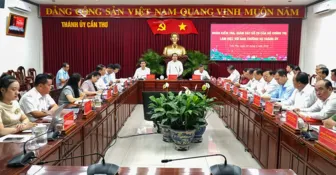 Đoàn kiểm tra, giám sát số 28 của Bộ Chính trị làm việc với Ban Thường vụ Thành ủy Cần Thơ