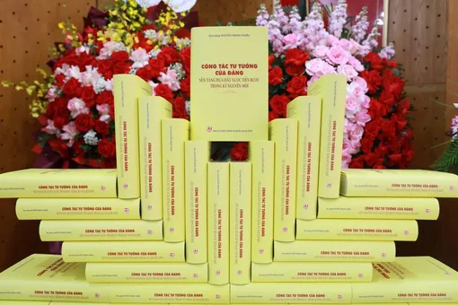 Ra mắt cuốn sách "Công tác tư tưởng của Đảng - Nền tảng đưa đất nước tiến bước trong kỷ nguyên mới"