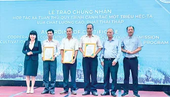 Hướng tới nhãn hiệu “Gạo Việt xanh phát thải thấp”