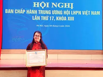 Hội LHPN TP Cần Thơ nhận bằng khen của Trung ương Hội