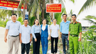 រក្សា​សន្តិ​សុខ​សណ្តាប់​ធ្នាប់​នៅ​តំ​បន់​ជន​បទ​ហូ​ដាក់​គៀង