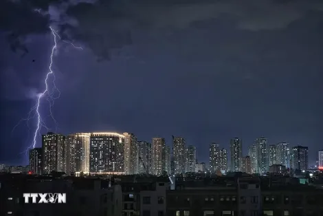 Thời tiết ngày 10/6: Nhiều khu vực có mưa dông, đề phòng lốc sét, mưa đá