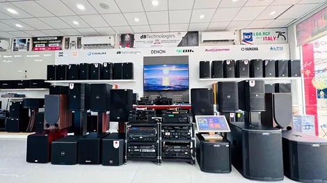 Bảo Châu Elec cung cấp micro không dây: Từ karaoke đến hội thảo, giảng dạy