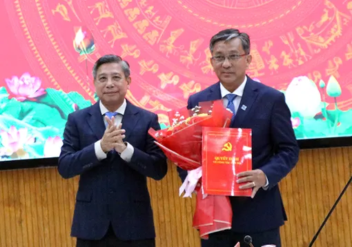 Ông Trần Trung Tính giữ chức Bí thư Đảng ủy Đại học Cần Thơ