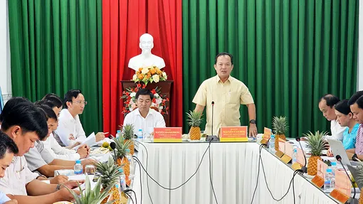 Đẩy mạnh việc phân cấp, phân quyền để giải quyết công việc kịp thời