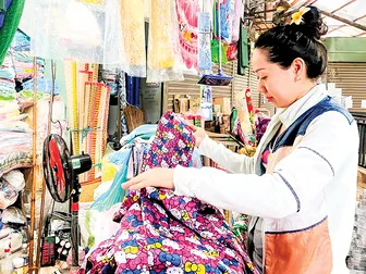 Trang bị đồ dùng đi mưa tiện dụng, an toàn, hợp thời trang