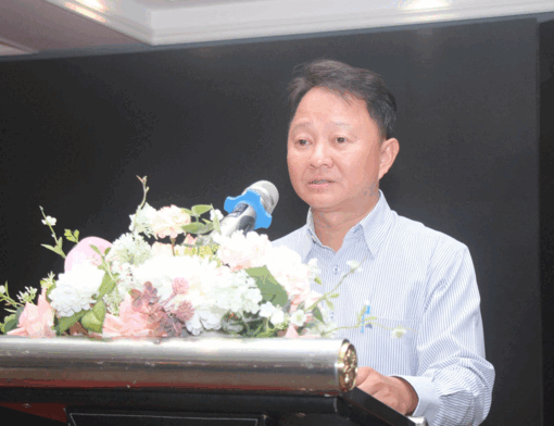 ជំ​រុញ​ការ​ផ្លាស់​ប្តូរ​របរ​ចិញ្ចឹម​ជី​វិត​បៃ​តង​ដែល​ដឹក​នាំ​ដោយ​នារី​នៅ​តំ​បន់​ទំ​នាប​ដី​ជ្រាប​ជាតិ​ជូរ