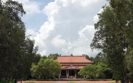 Địa chỉ đỏ và không gian xanh