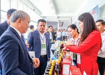 Thúc đẩy giao thương biên giới Việt Nam - Campuchia - Lào