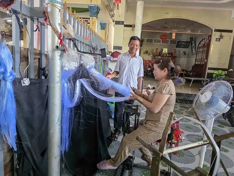 Học Bác, nói đi đôi với làm