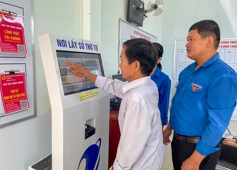 Đẩy mạnh chuyển đổi số trong giải quyết thủ tục hành chính