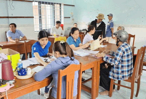 កា​ម៉ាវ៖ ទម្រង់ "រដ្ឋ​បាល​ចល័ត" នាំ​សេ​វា​រដ្ឋ​បង្ខិត​ជិត​ប្រ​ជា​ជន​