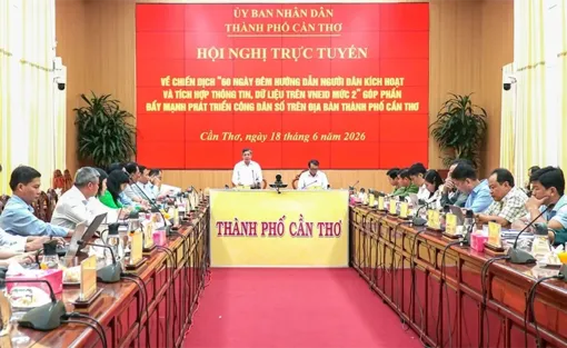 Tiếp tục đẩy mạnh tuyên truyền để người dân nhận thức đầy đủ về quyền lợi và nghĩa vụ trong chuyển đổi số