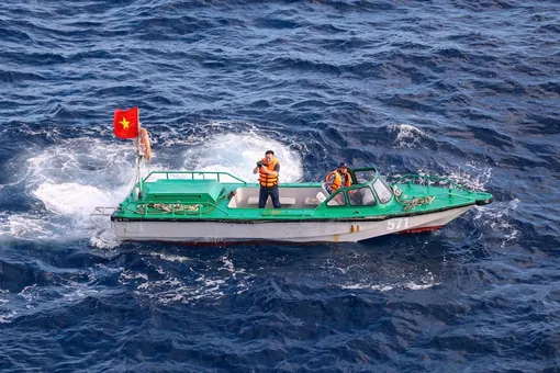 Trường Sa - chất liệu sống của lòng yêu nước